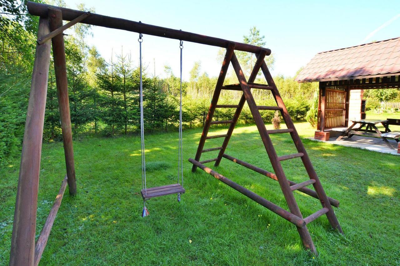 Holiday Home Close To The Lake Shore, Dabrowica Dabrowica  Kültér fotó