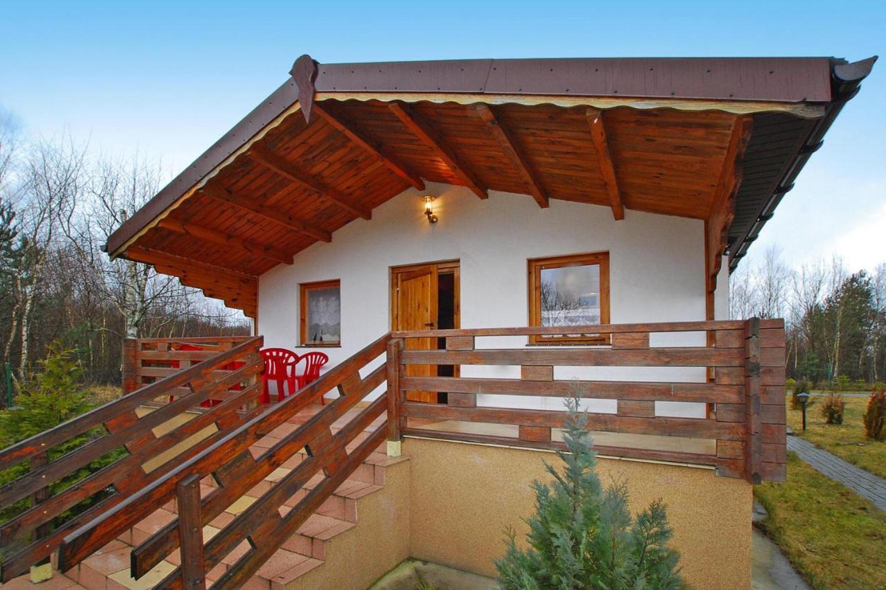 Holiday Home Close To The Lake Shore, Dabrowica Dabrowica  Kültér fotó
