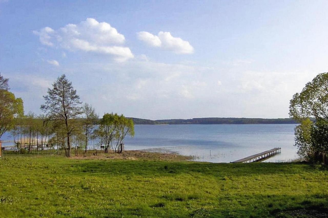 Holiday Home Close To The Lake Shore, Dabrowica Dabrowica  Kültér fotó