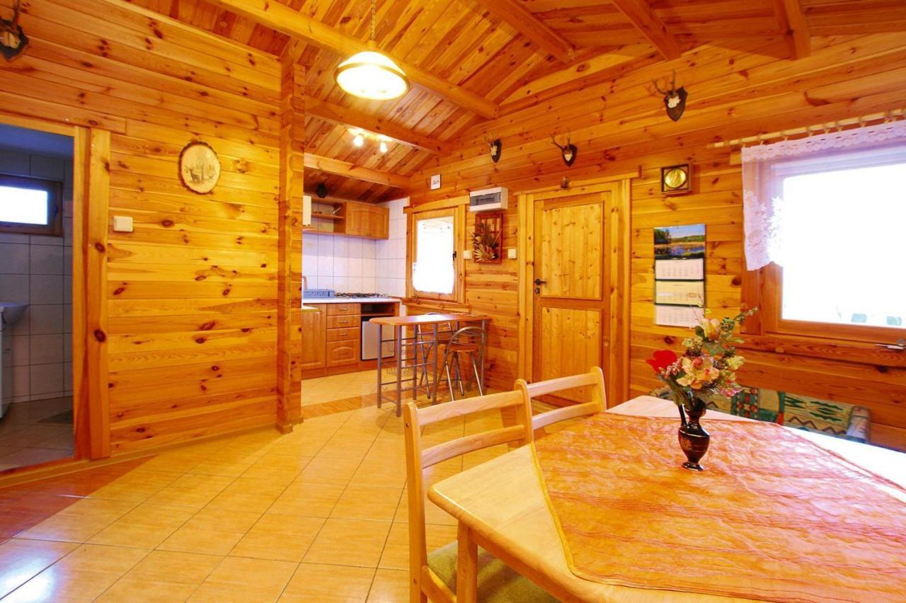 Holiday Home Close To The Lake Shore, Dabrowica Dabrowica  Kültér fotó